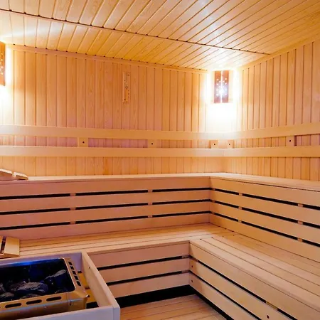 Pirin Golf With Mountain View رازلوغ