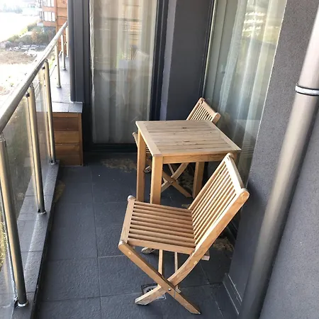 Pirin Golf With Mountain View رازلوغ